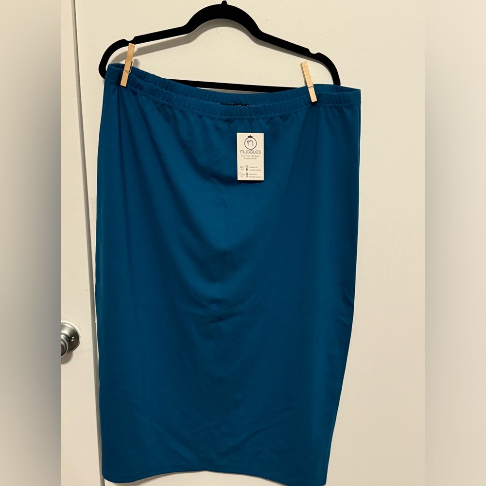 Nuggles skirt 34 inches